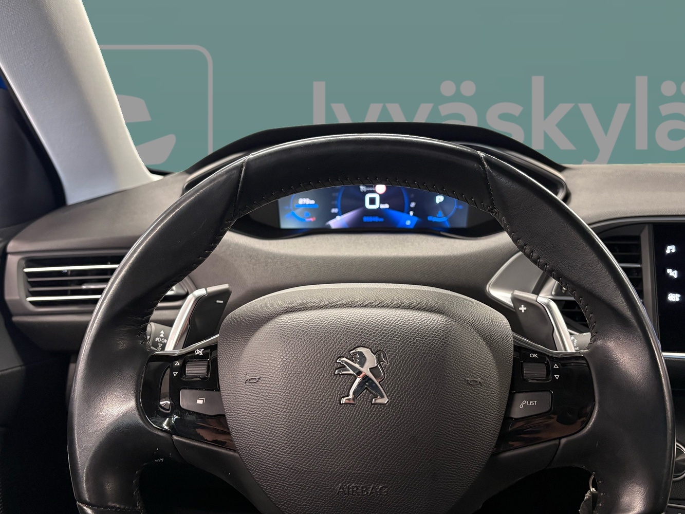 Peugeot 308 vaihtoauto