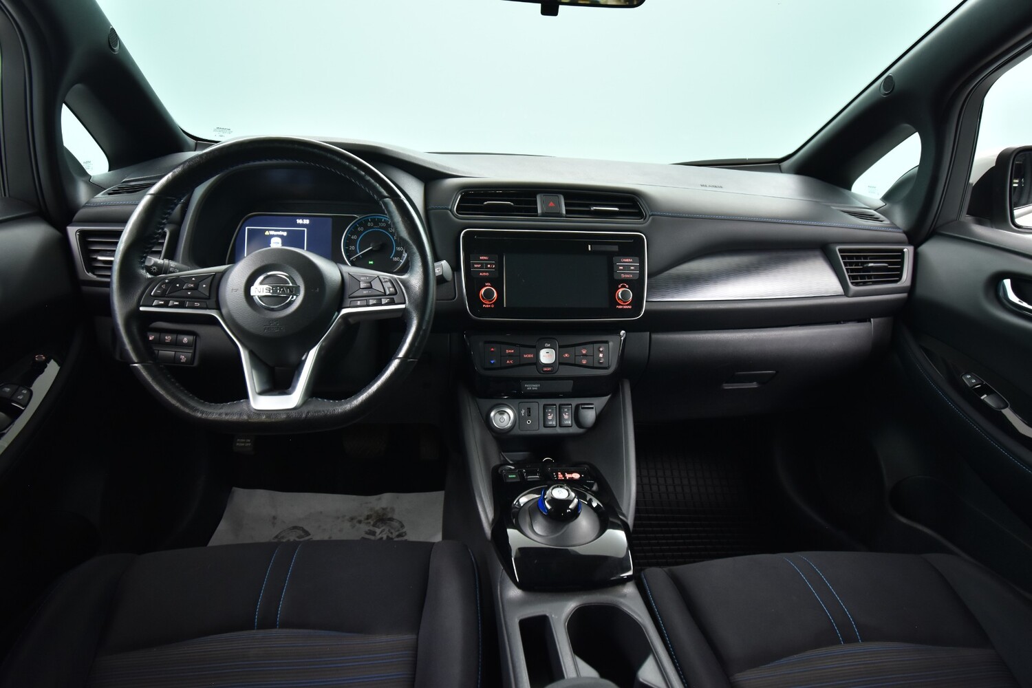 Nissan Leaf vaihtoauto