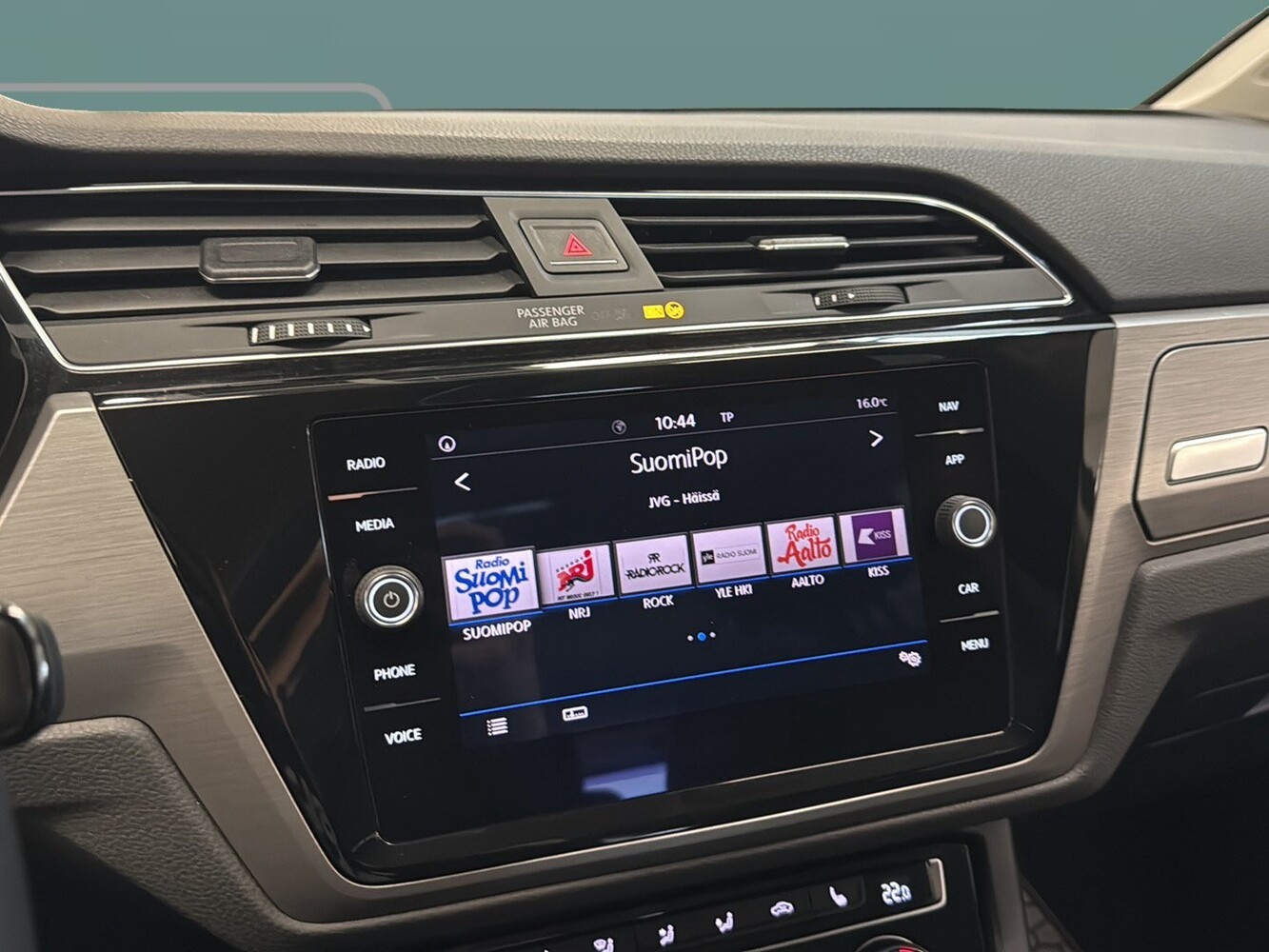 Volkswagen Touran vaihtoauto