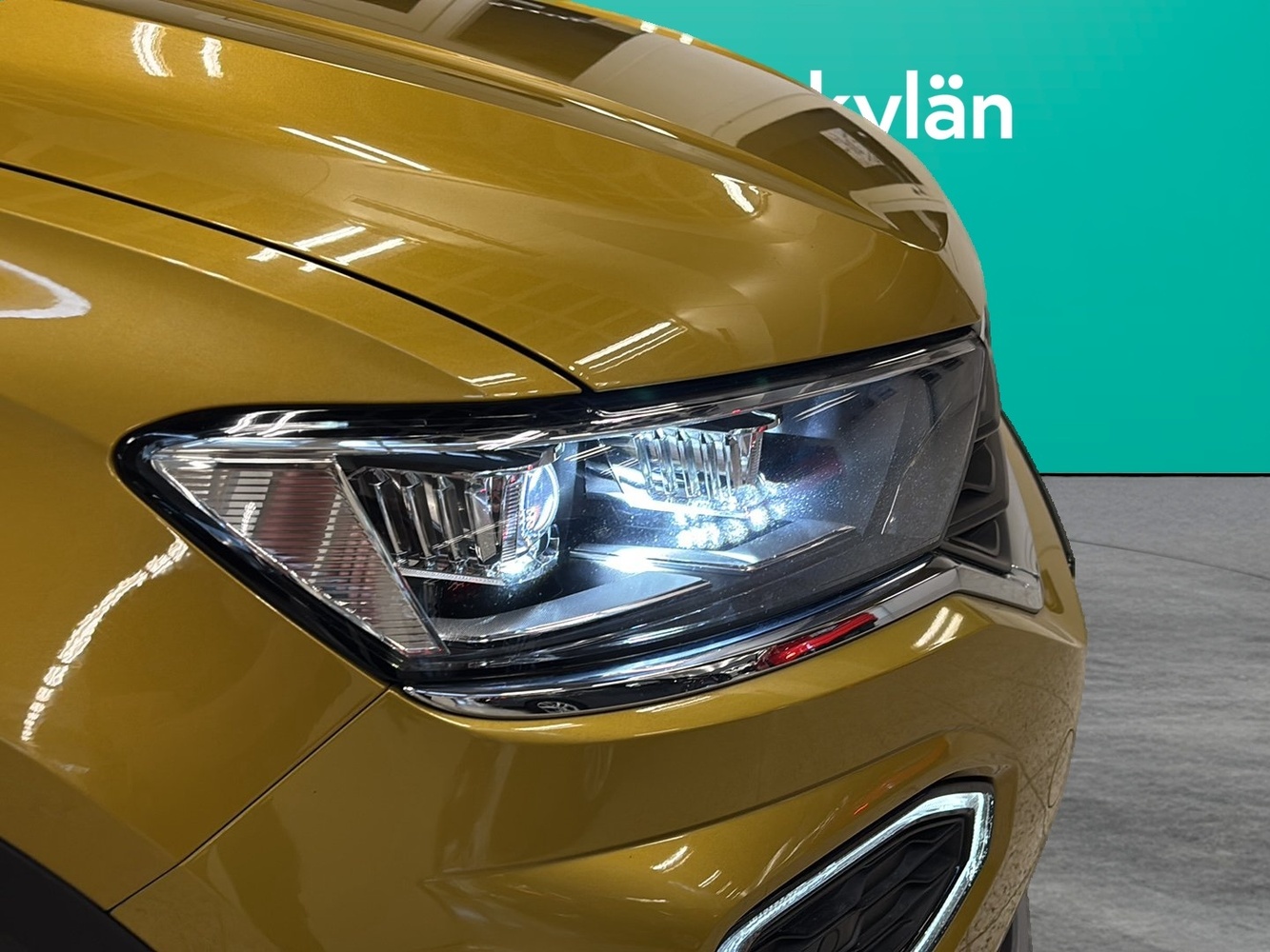 Volkswagen T-Roc vaihtoauto
