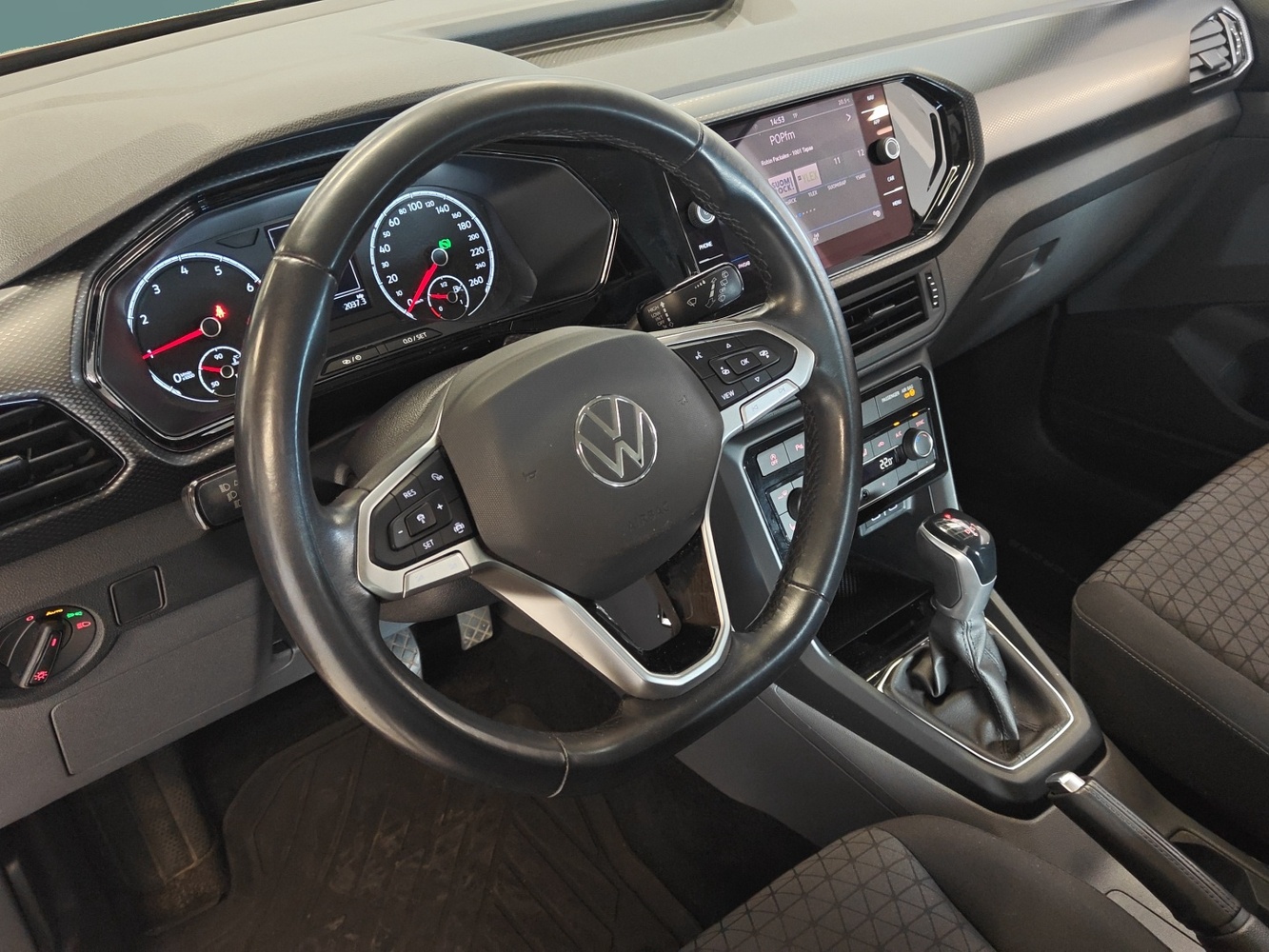 Volkswagen T-Cross vaihtoauto