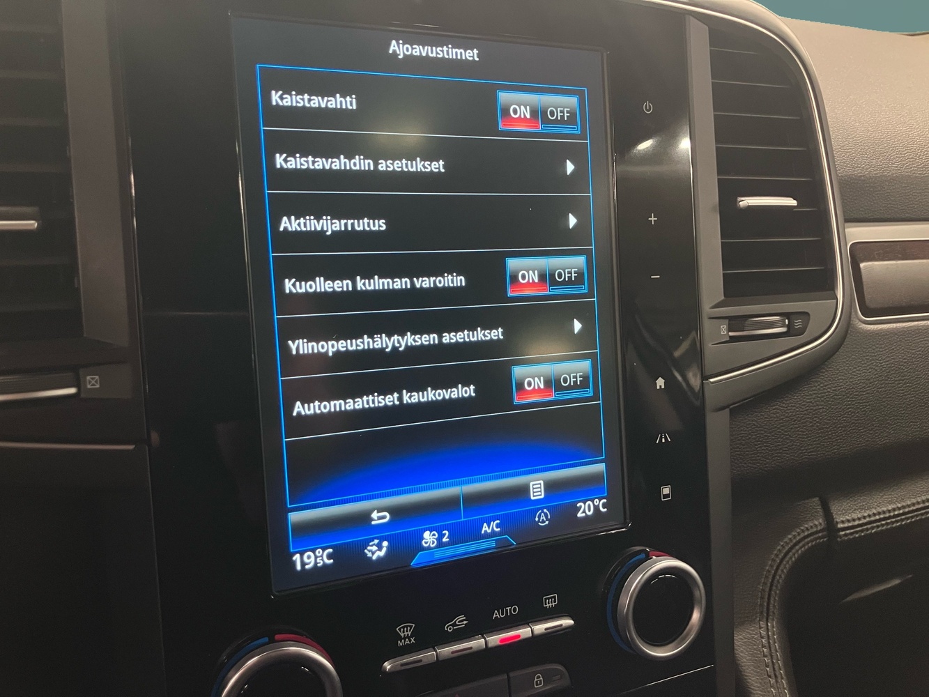 Renault Koleos vaihtoauto