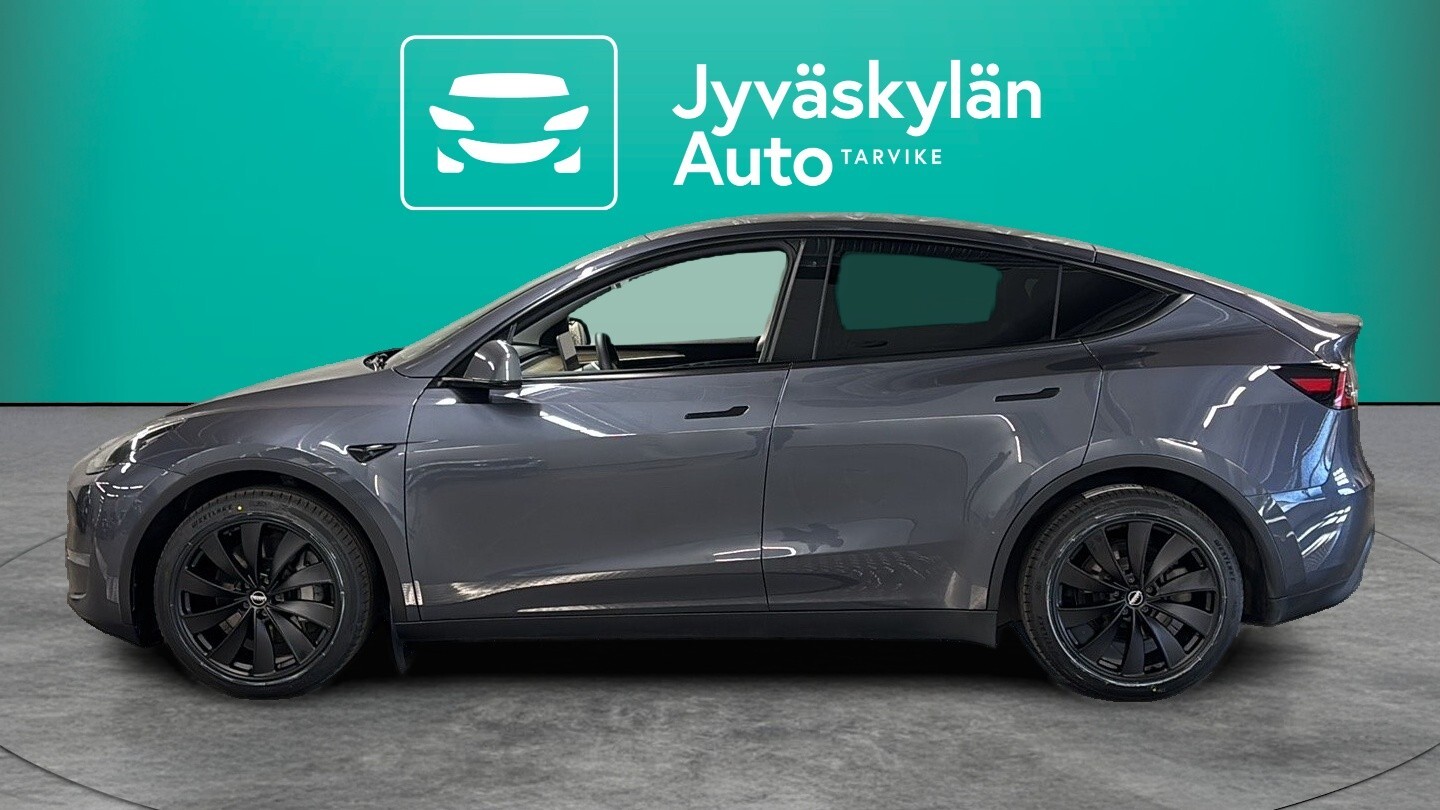 Tesla Model Y vaihtoauto