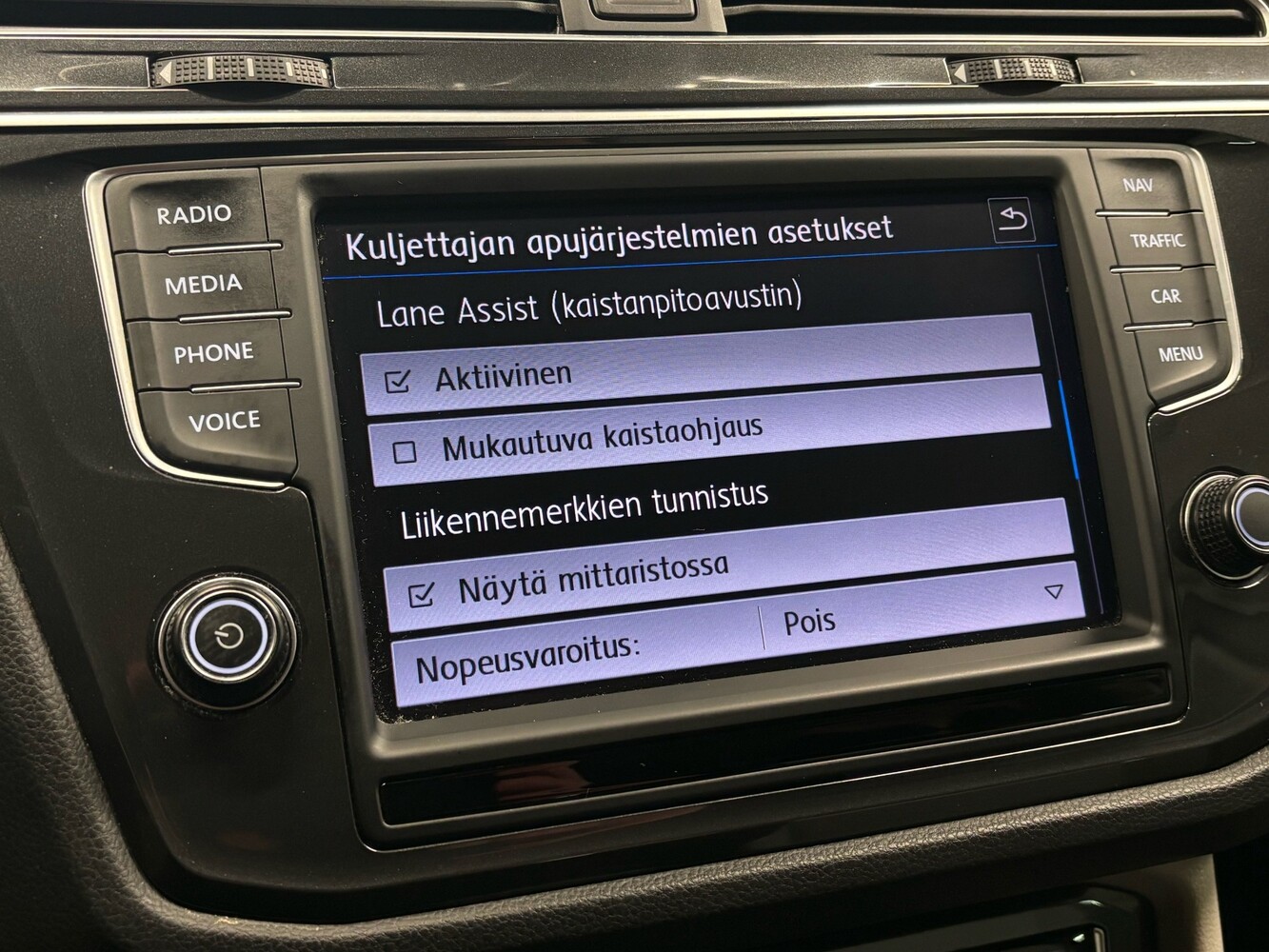 Volkswagen Tiguan vaihtoauto