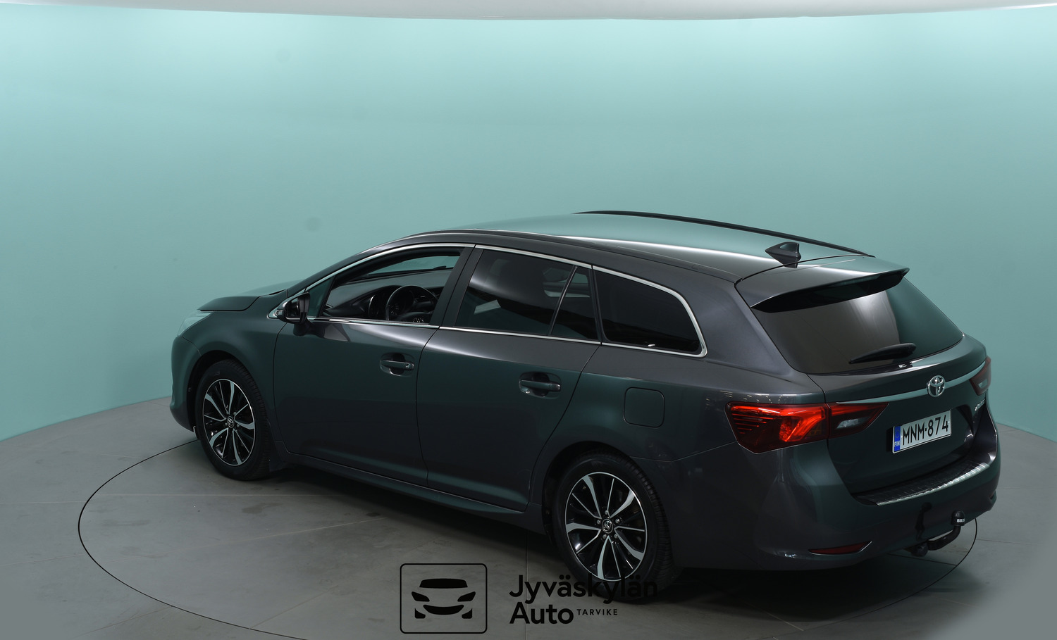 Toyota Avensis vaihtoauto