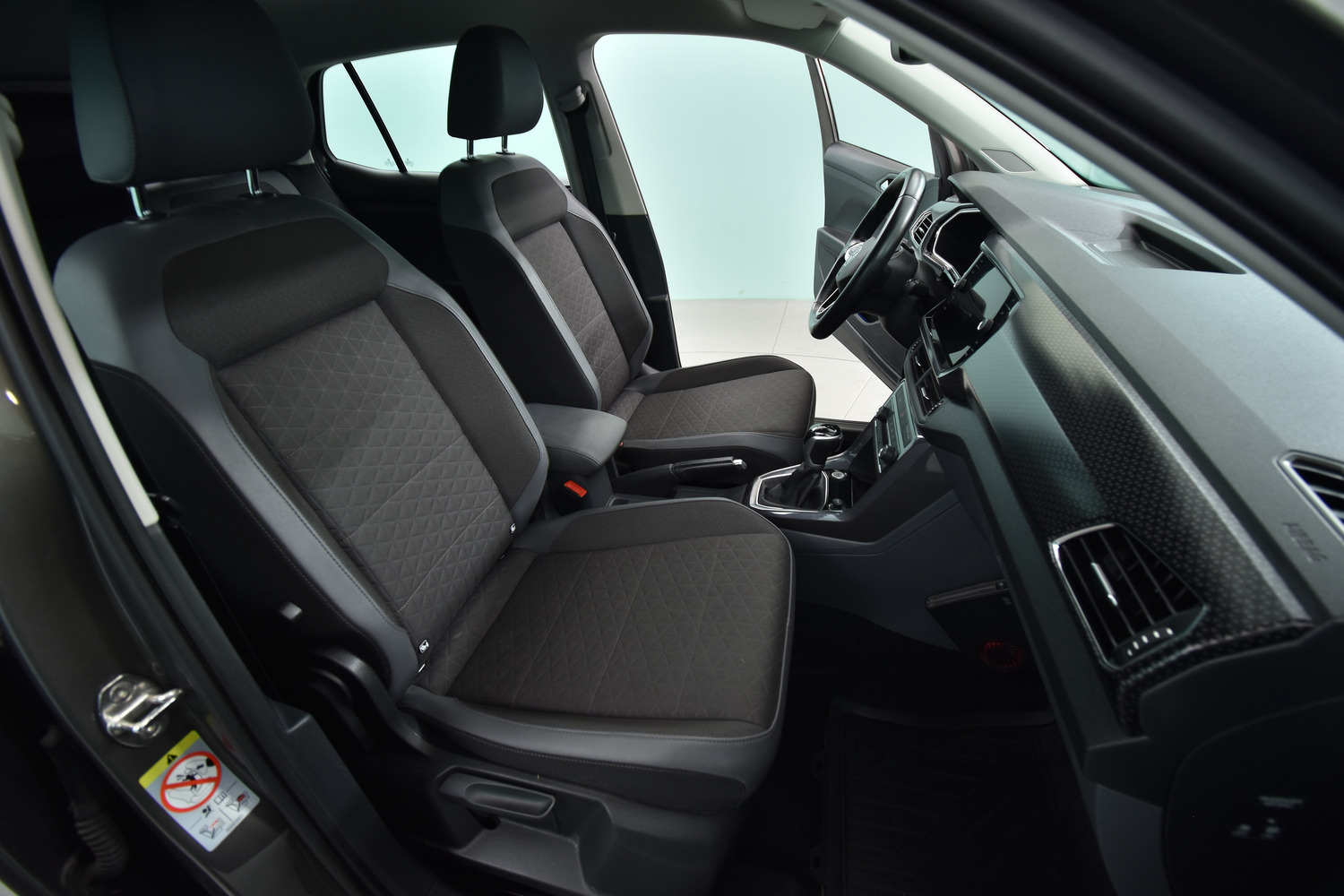 Volkswagen T-Cross vaihtoauto
