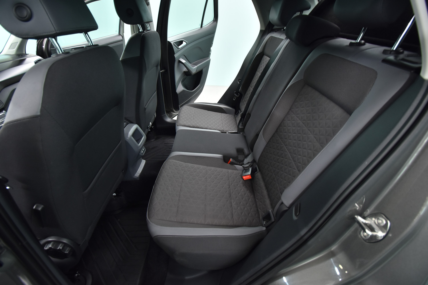 Volkswagen T-Cross vaihtoauto