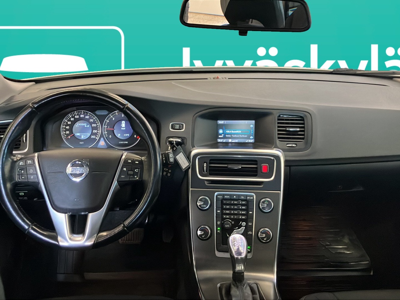Volvo V60 vaihtoauto
