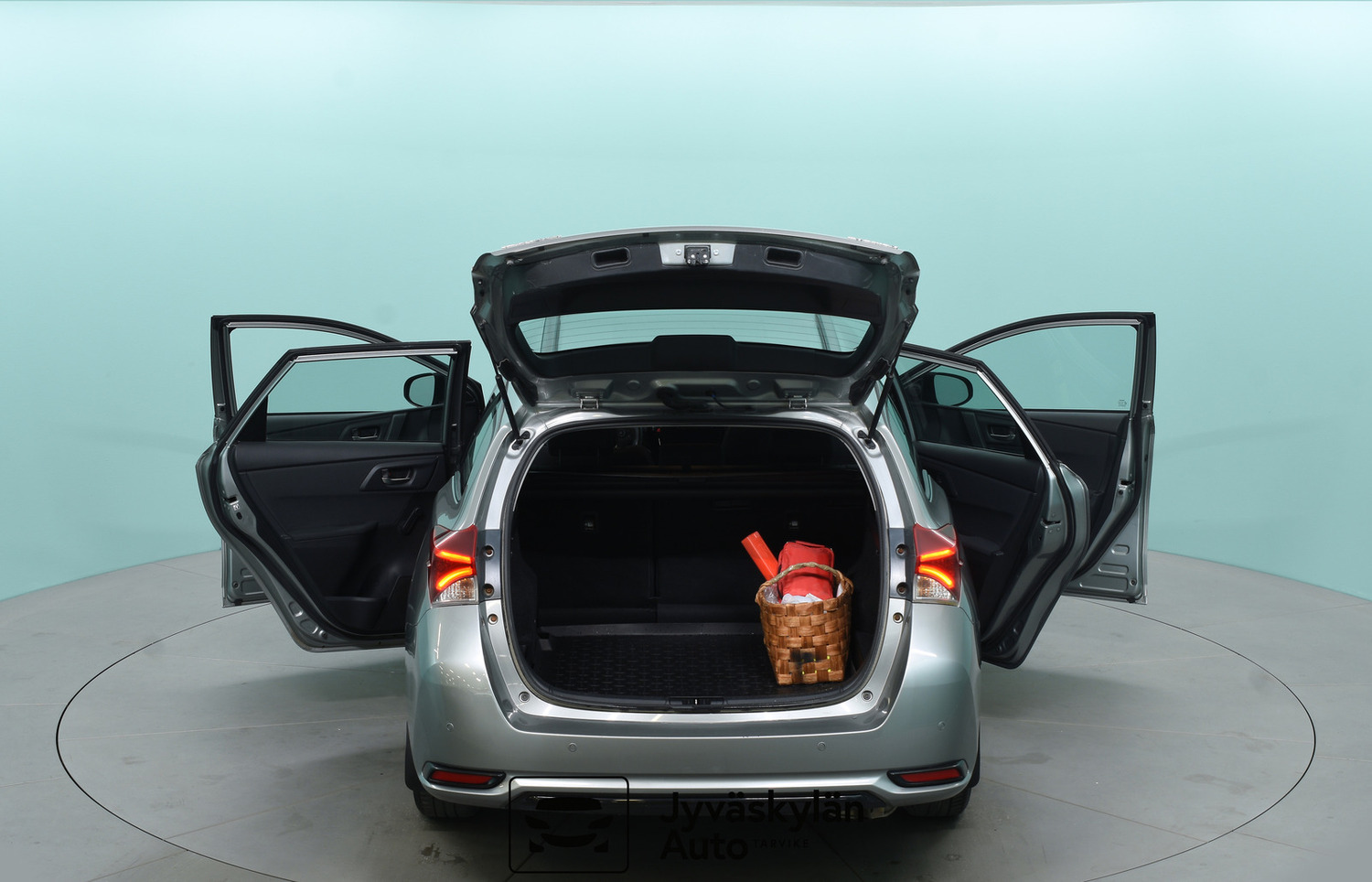 Toyota Auris vaihtoauto