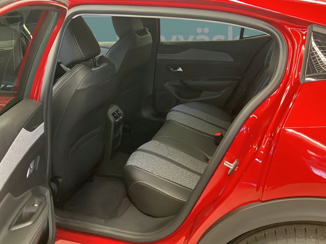 Peugeot 408 vaihtoauto