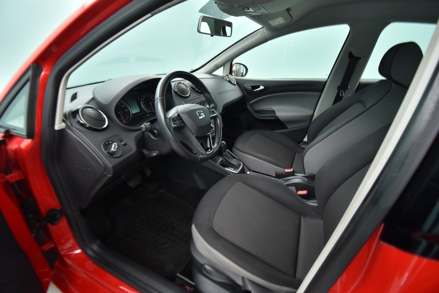 SEAT Ibiza ST vaihtoauto