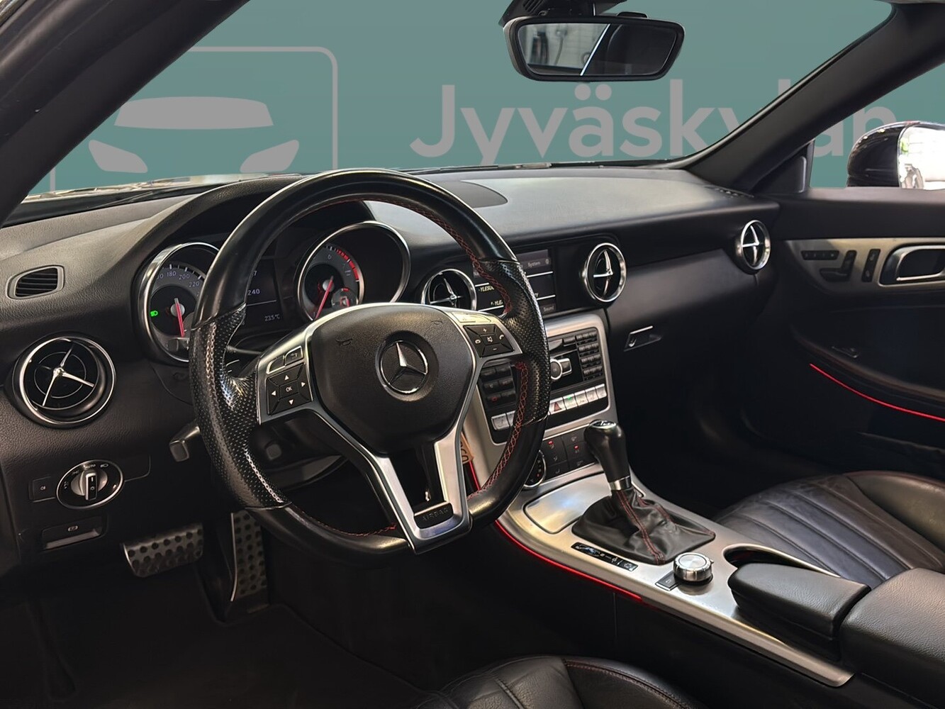 Mercedes-Benz SLK vaihtoauto