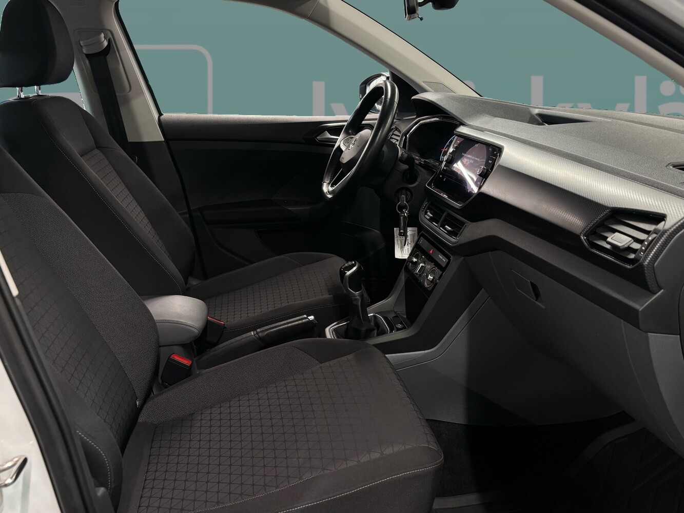 Volkswagen T-Cross vaihtoauto