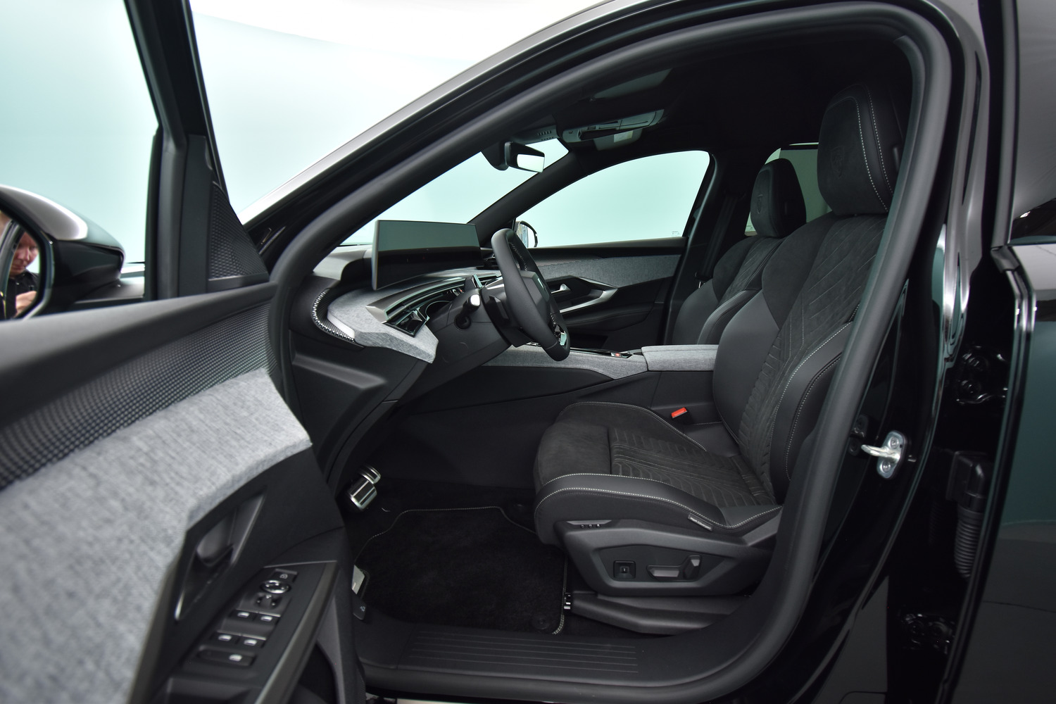 Peugeot E-5008 vaihtoauto