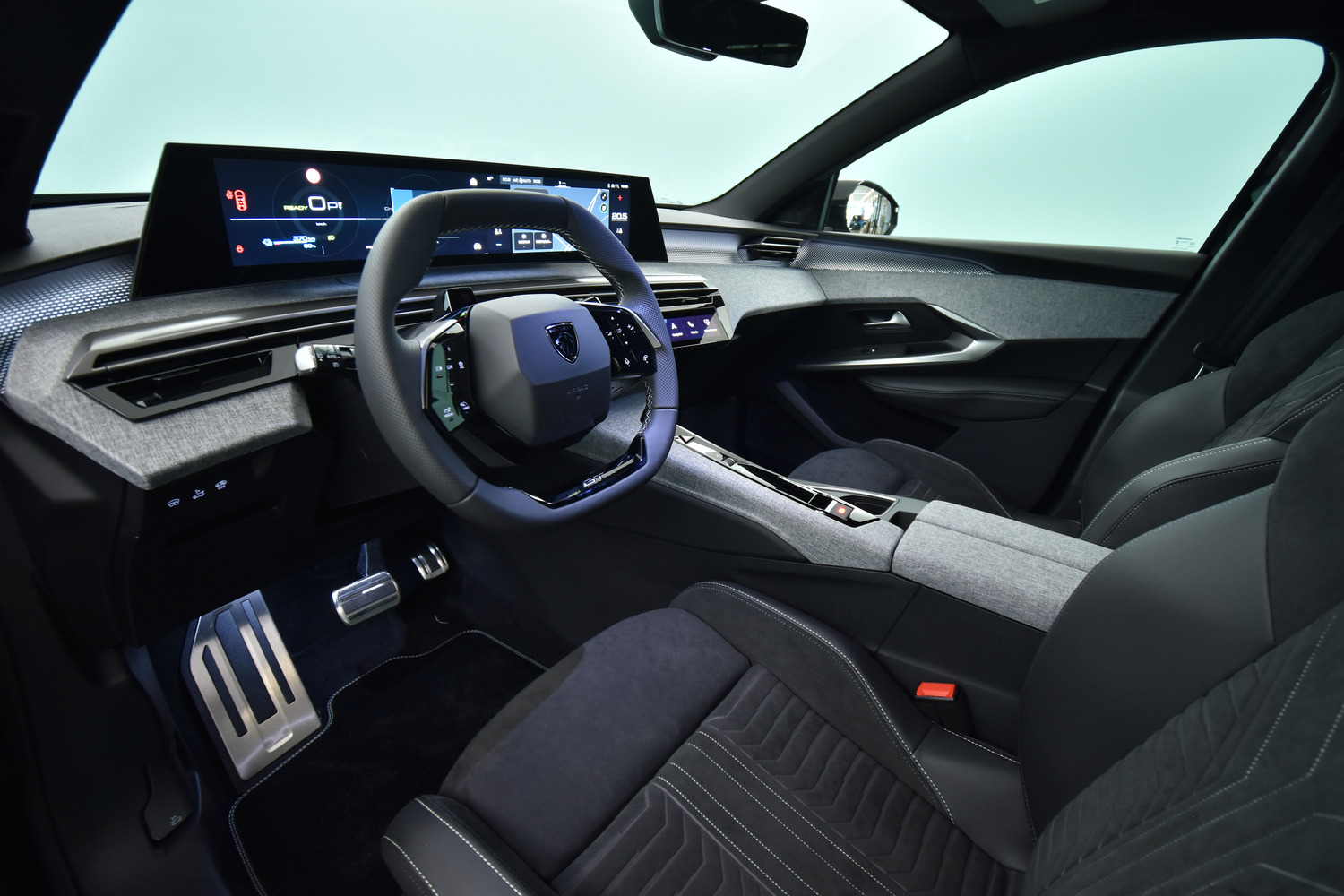 Peugeot E-5008 vaihtoauto