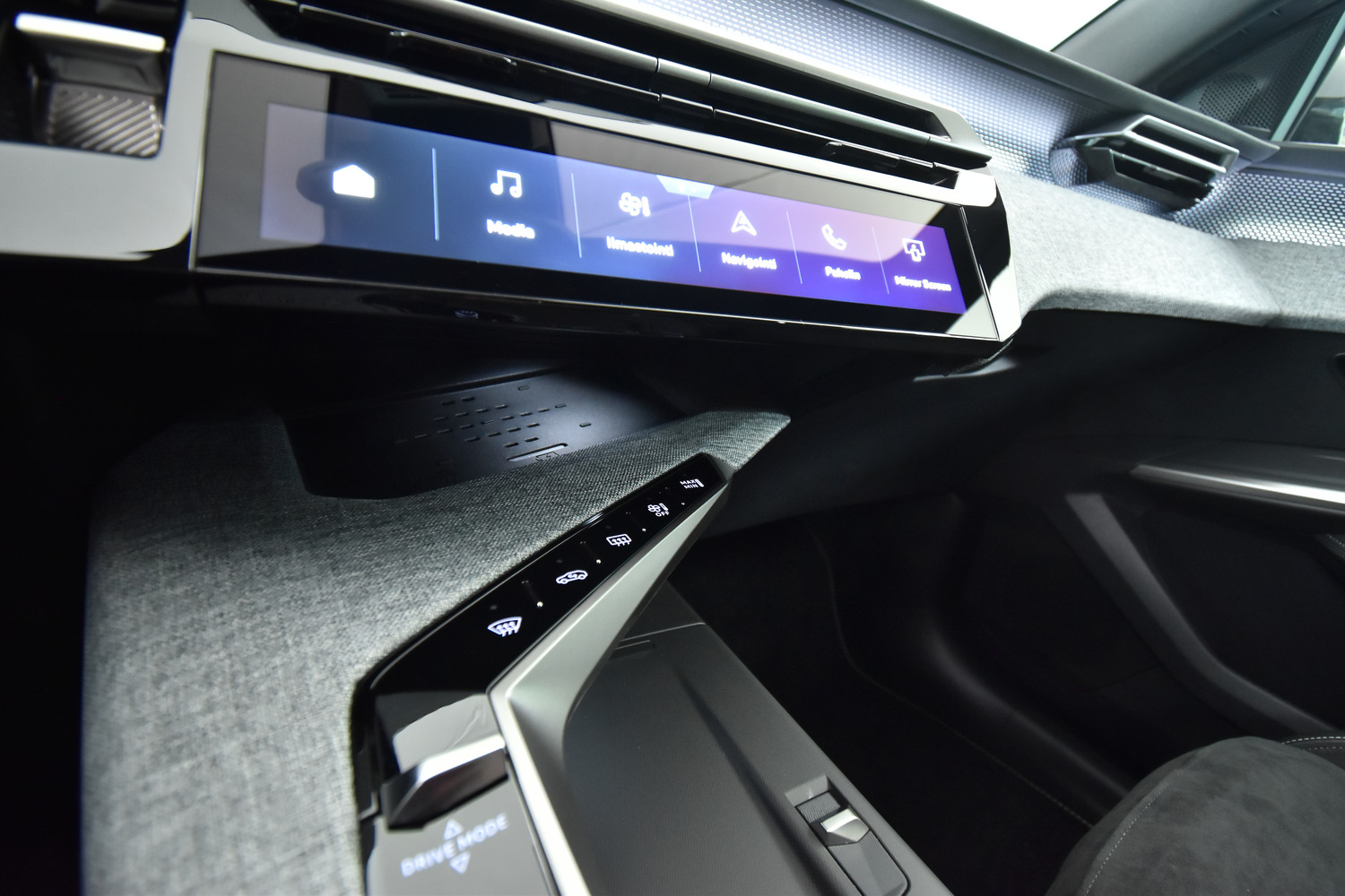 Peugeot E-5008 vaihtoauto