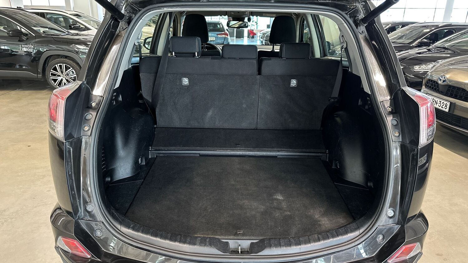 Toyota RAV4 vaihtoauto