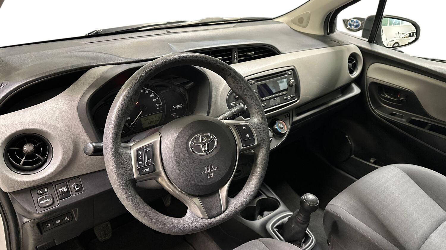 Toyota Yaris vaihtoauto