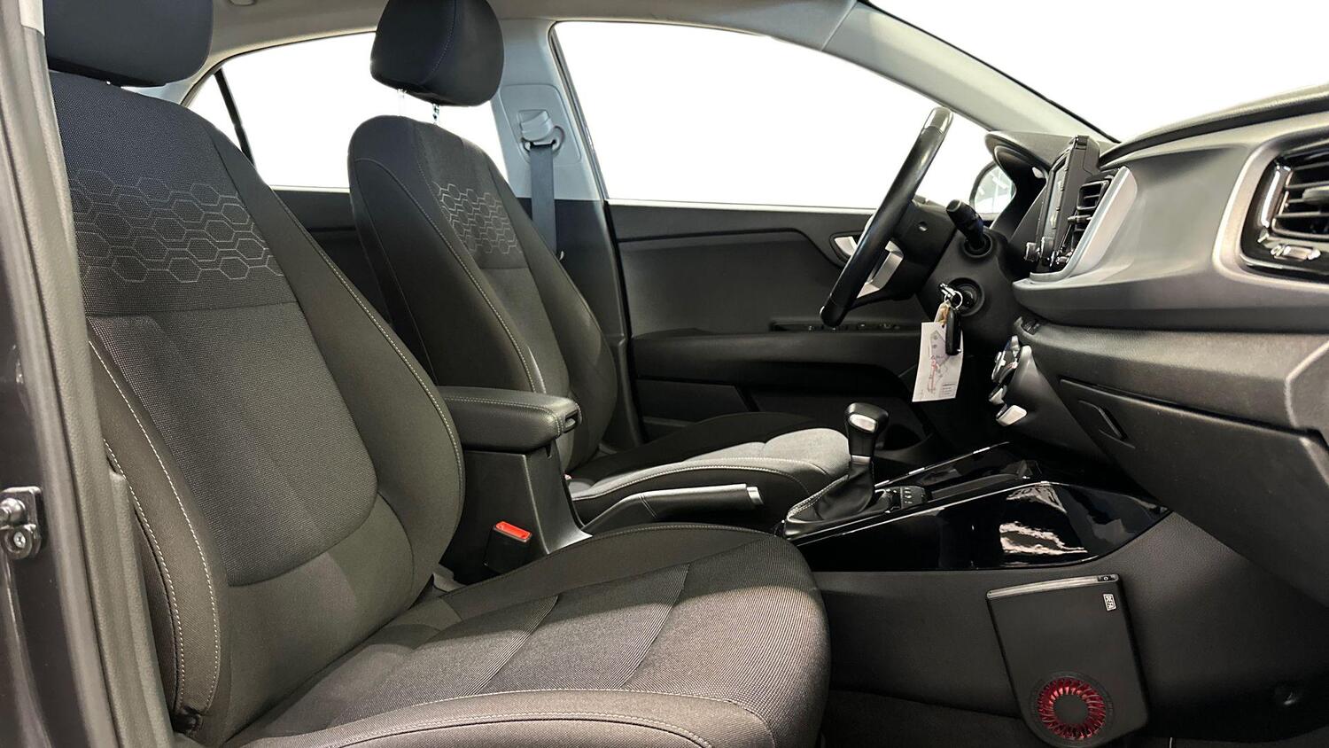 Kia Rio vaihtoauto