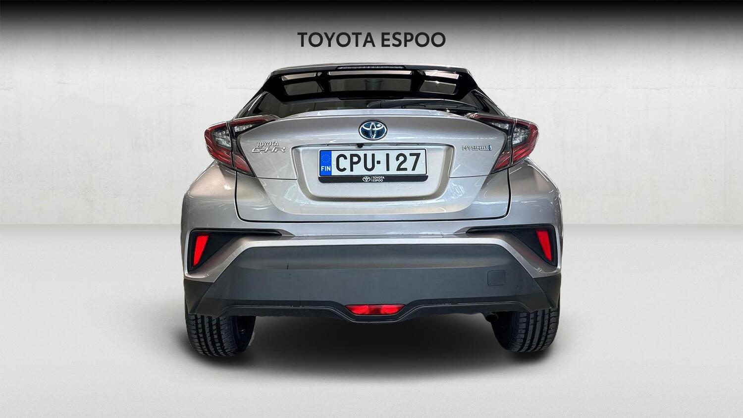 Toyota C-HR vaihtoauto