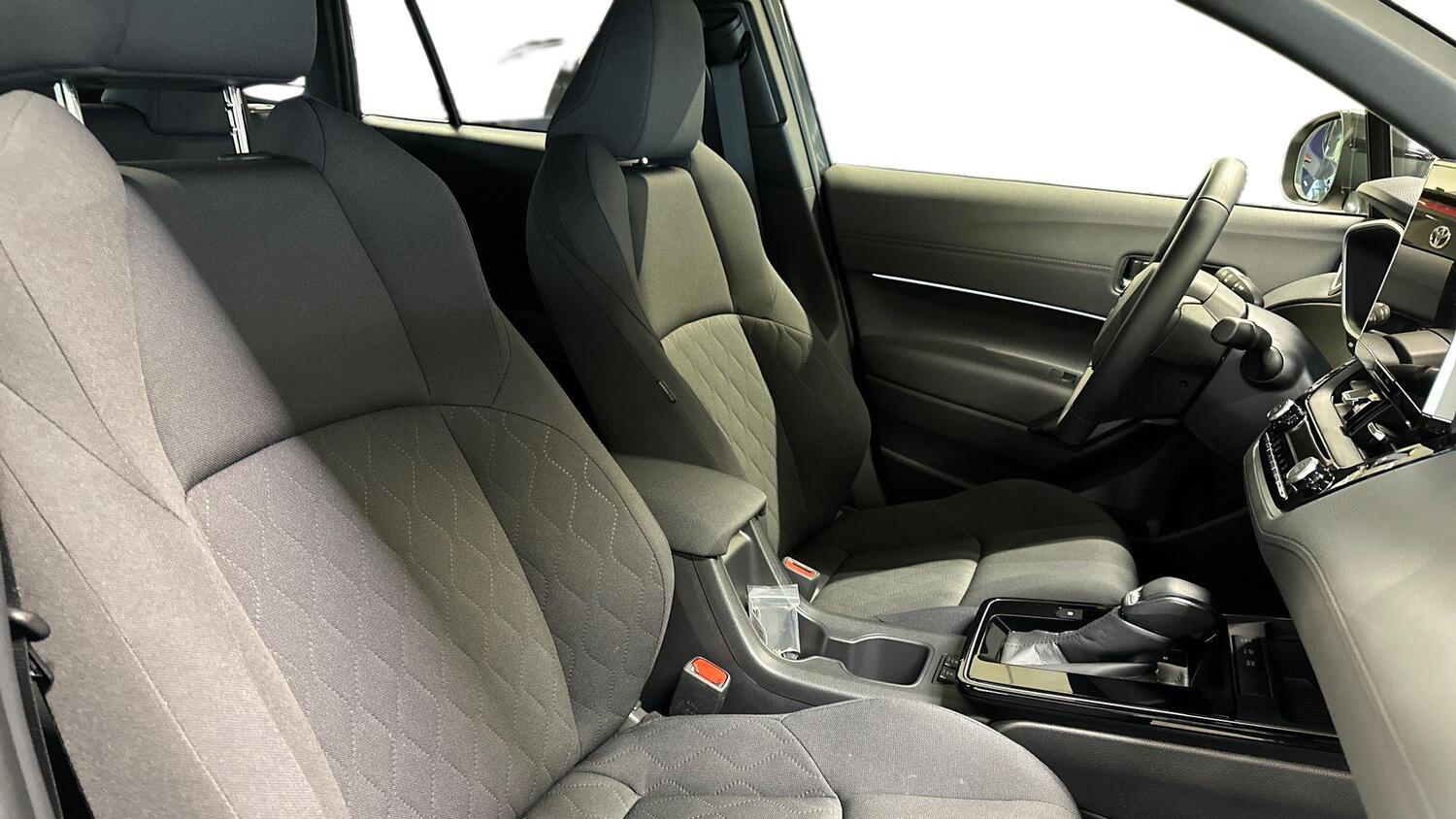 Toyota Corolla Cross vaihtoauto