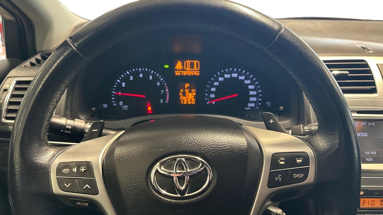 Toyota Avensis vaihtoauto