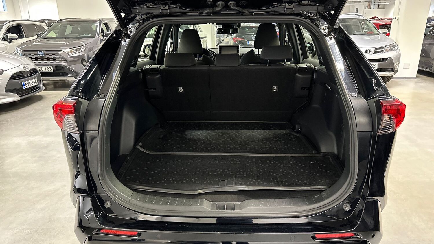 Toyota RAV4 vaihtoauto