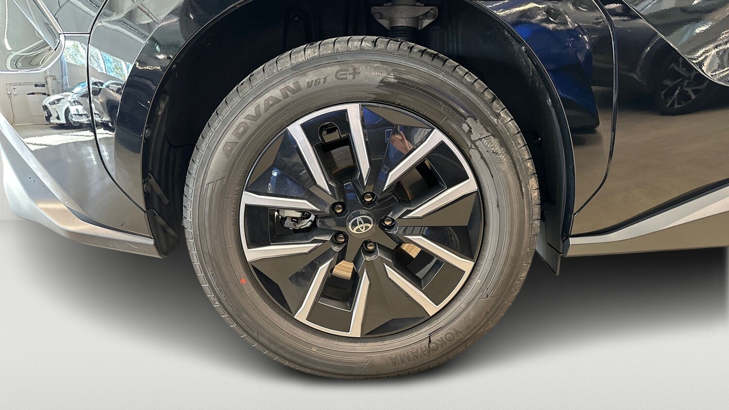 Toyota bZ4X vaihtoauto