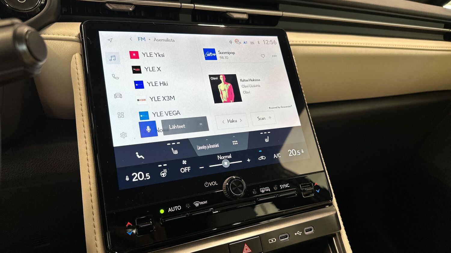 Lexus LBX vaihtoauto
