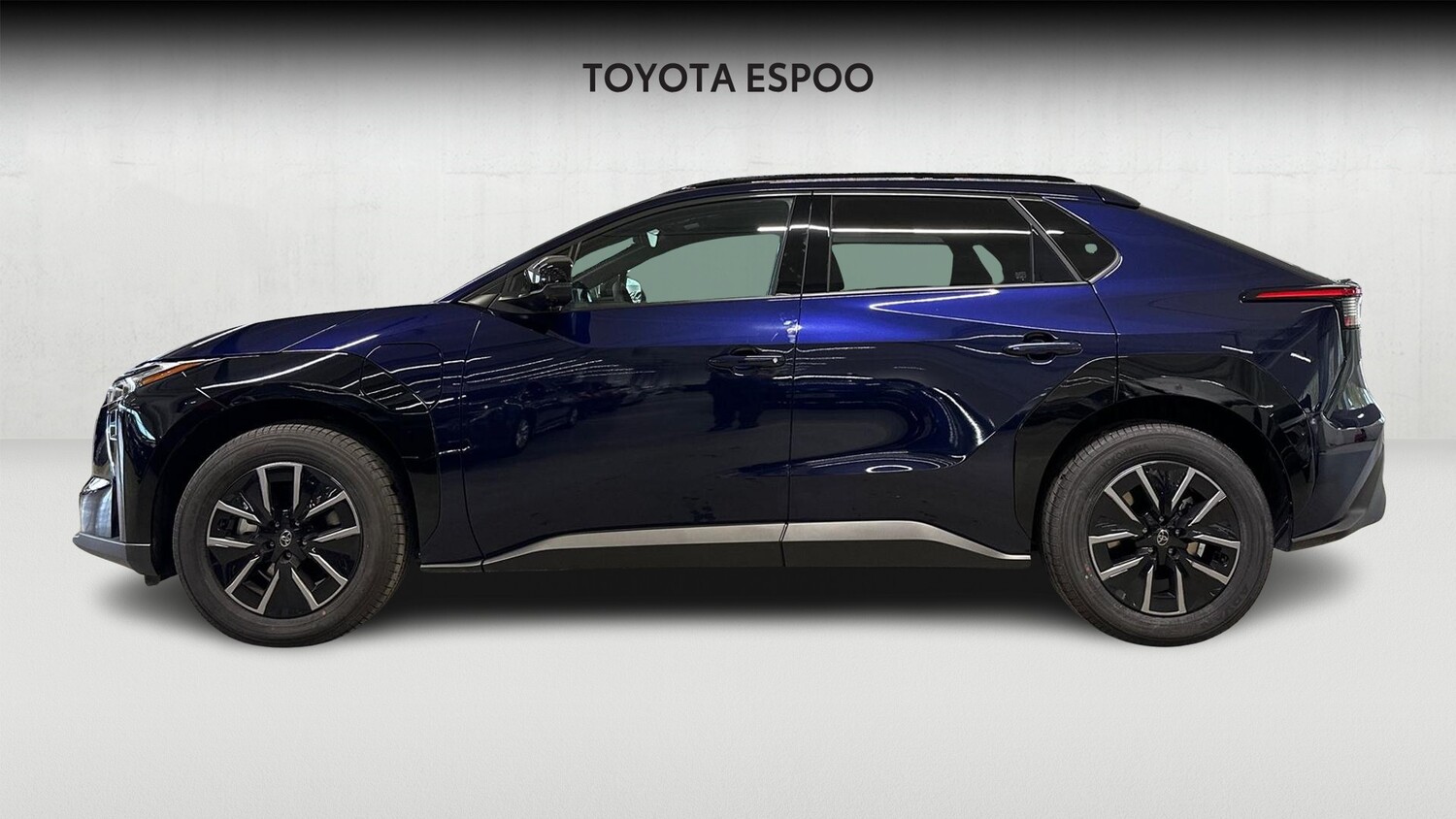 Toyota bZ4X vaihtoauto