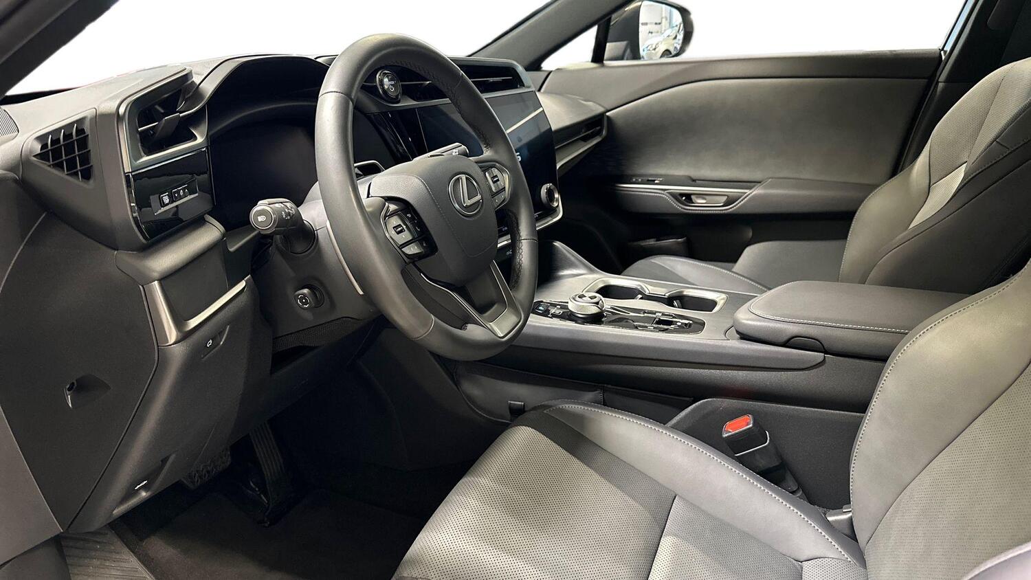 Lexus RZ vaihtoauto
