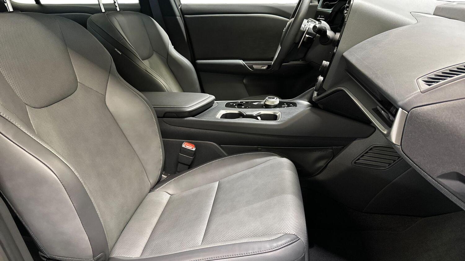 Lexus RZ vaihtoauto