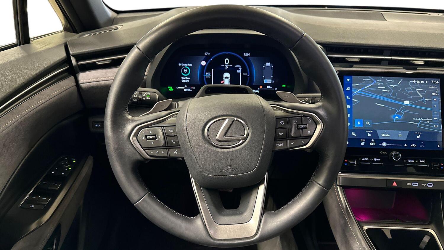 Lexus LBX vaihtoauto