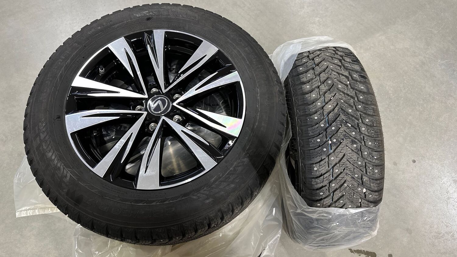 Lexus LBX vaihtoauto