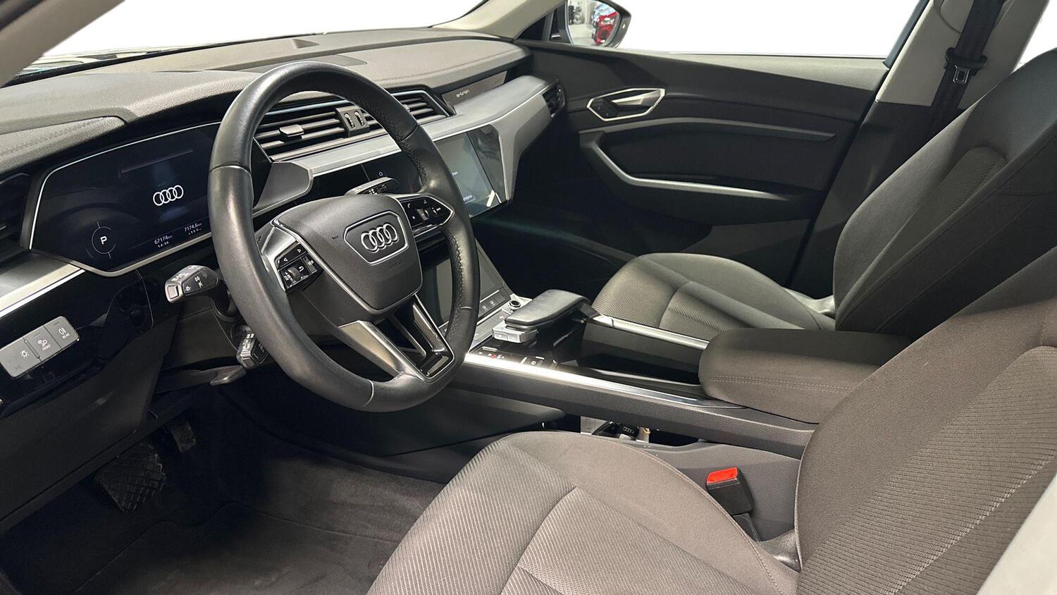 Audi e-tron vaihtoauto