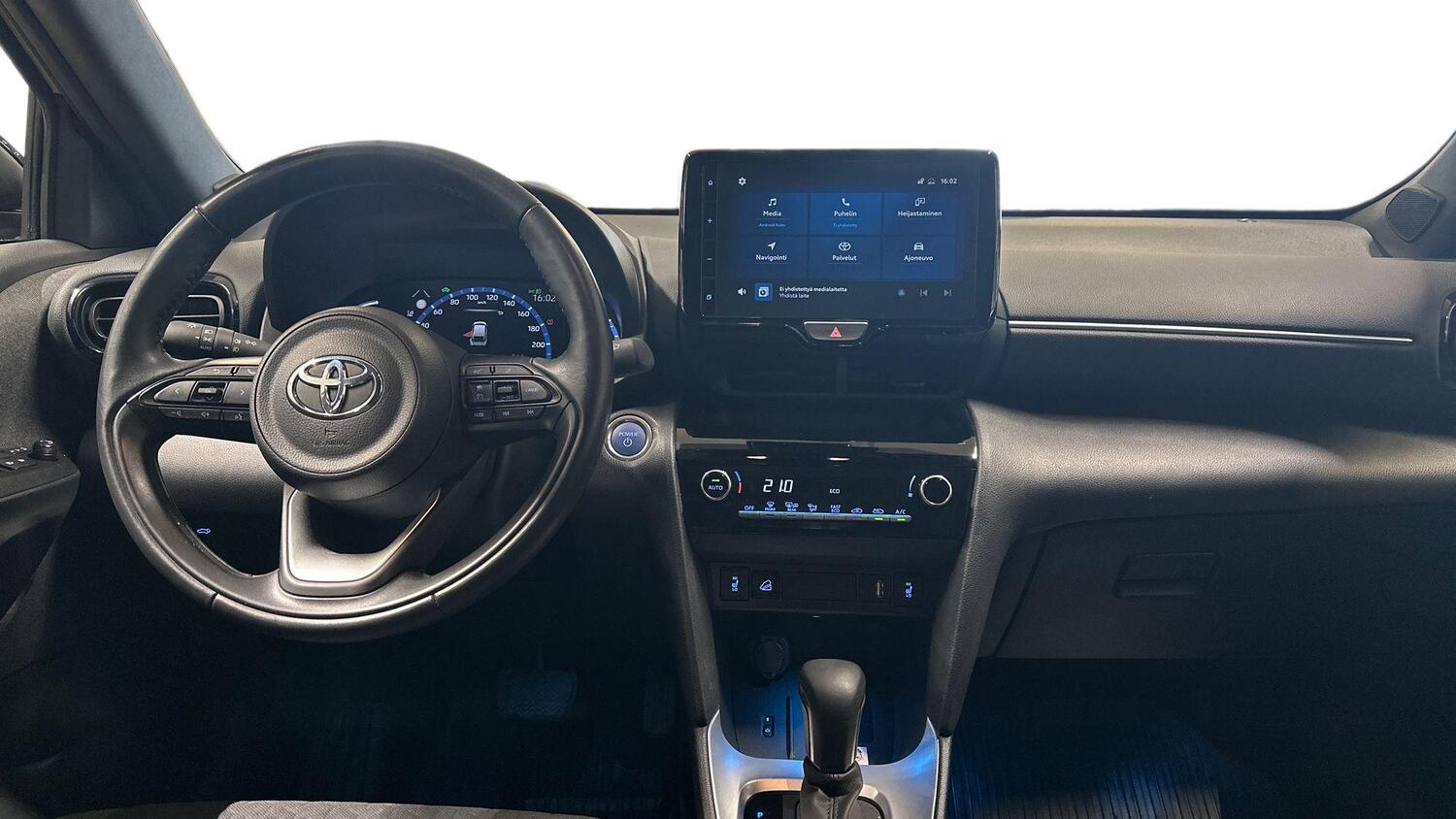 Toyota Yaris Cross vaihtoauto