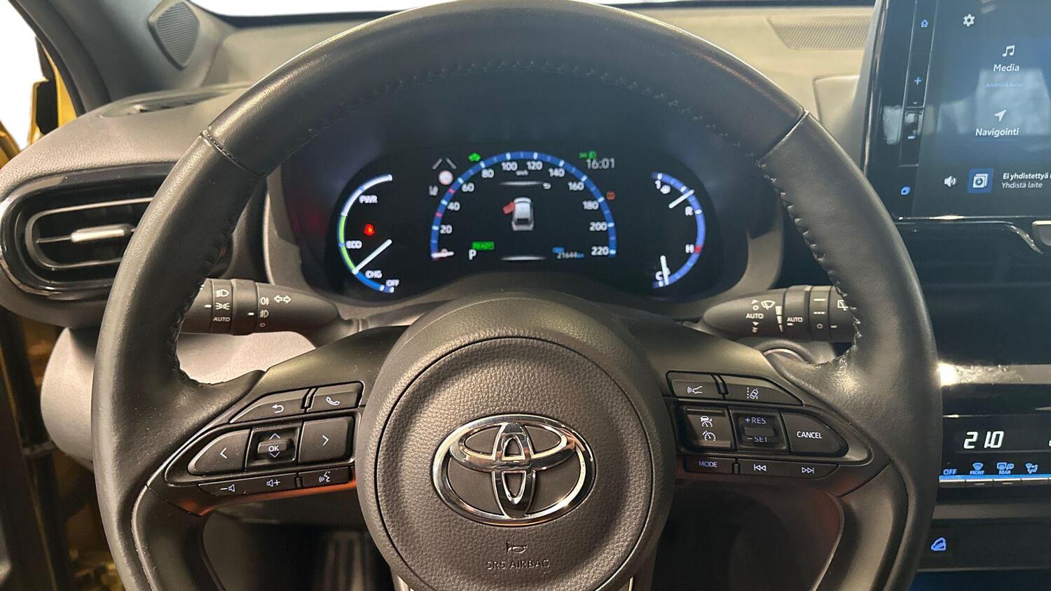 Toyota Yaris Cross vaihtoauto