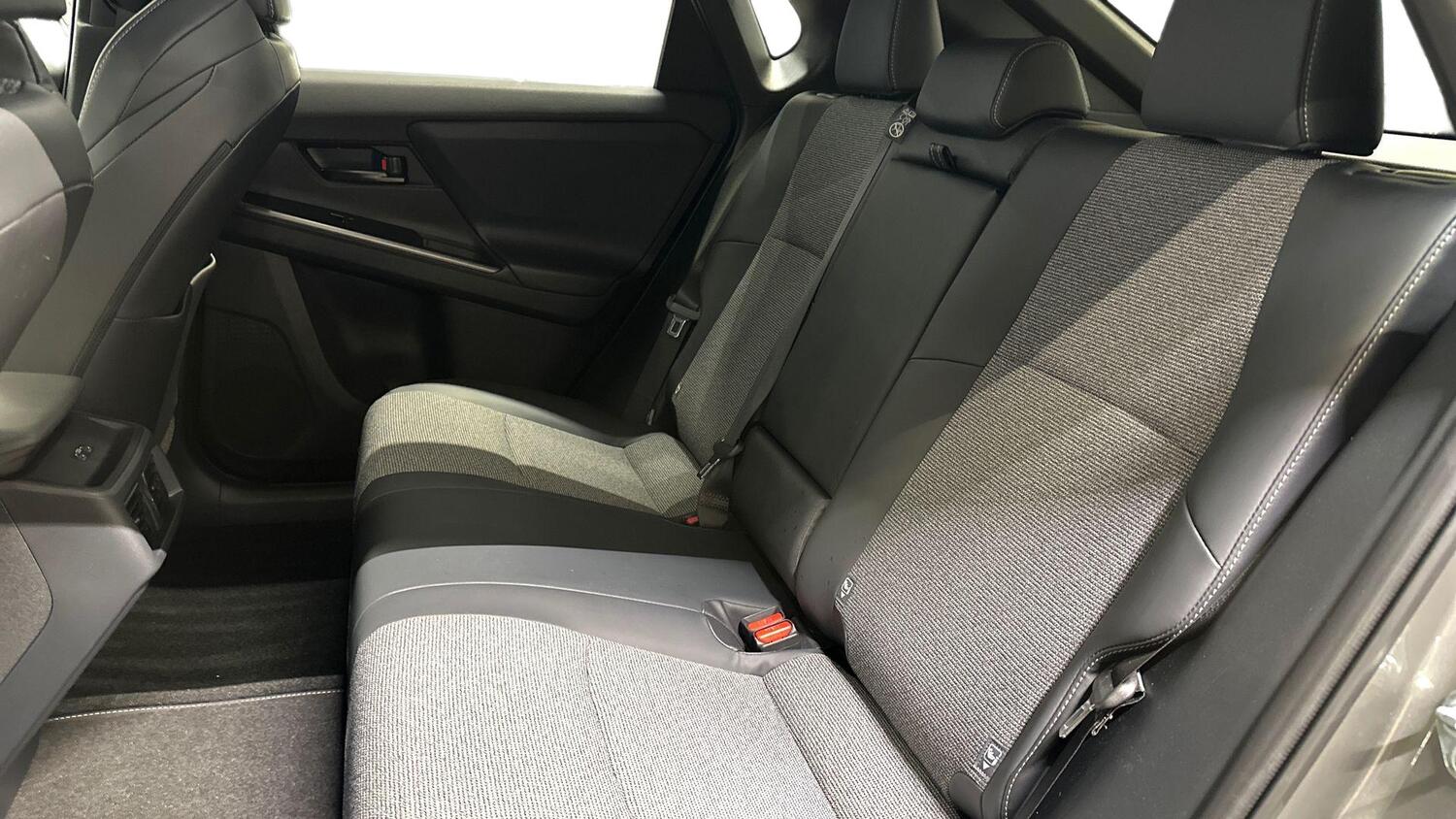 Toyota bZ4X vaihtoauto