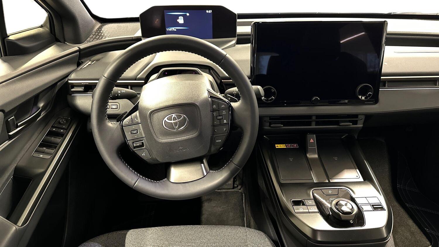 Toyota bZ4X vaihtoauto