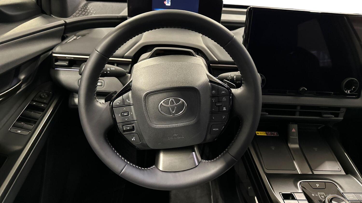 Toyota bZ4X vaihtoauto