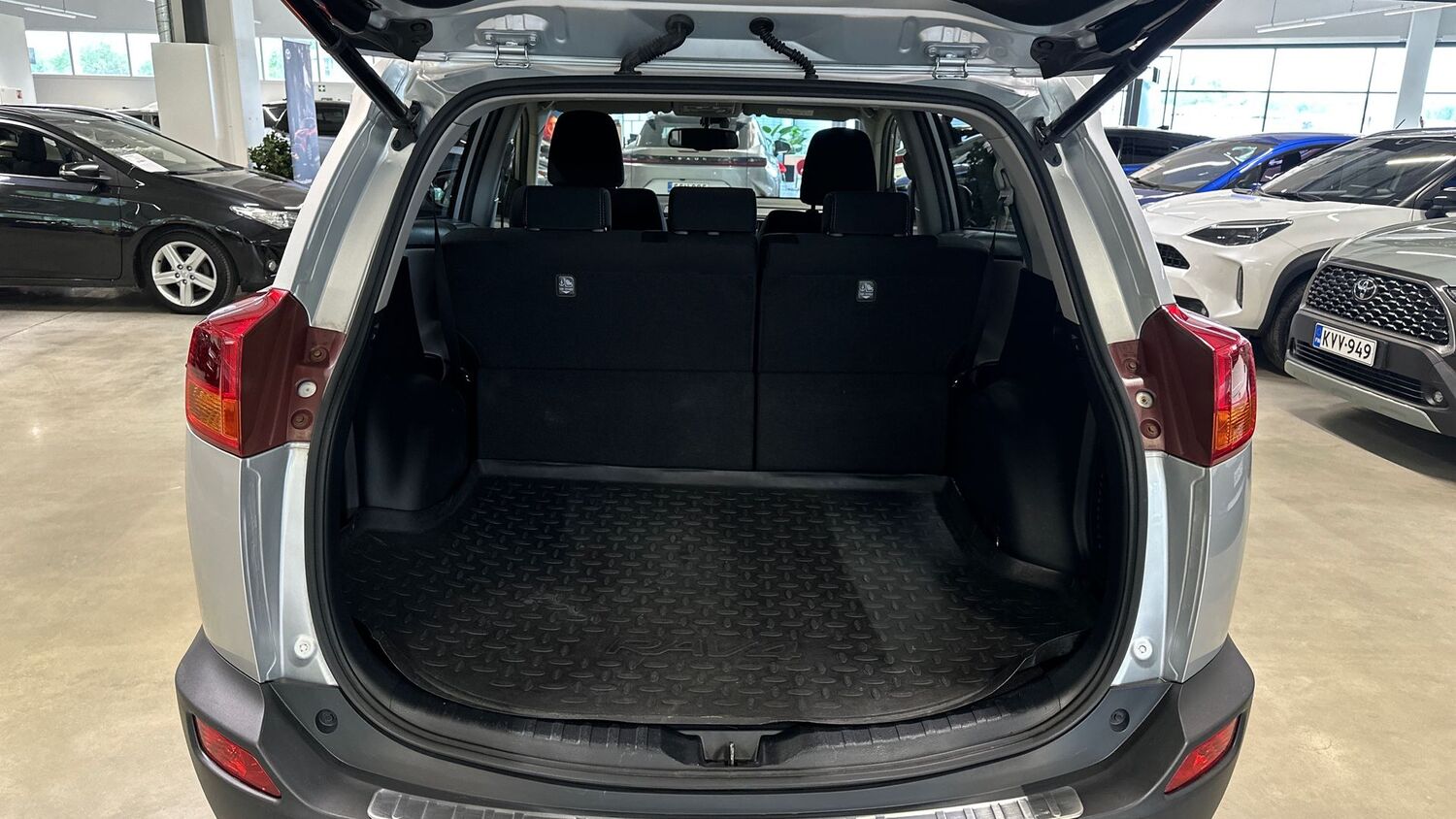 Toyota RAV4 vaihtoauto