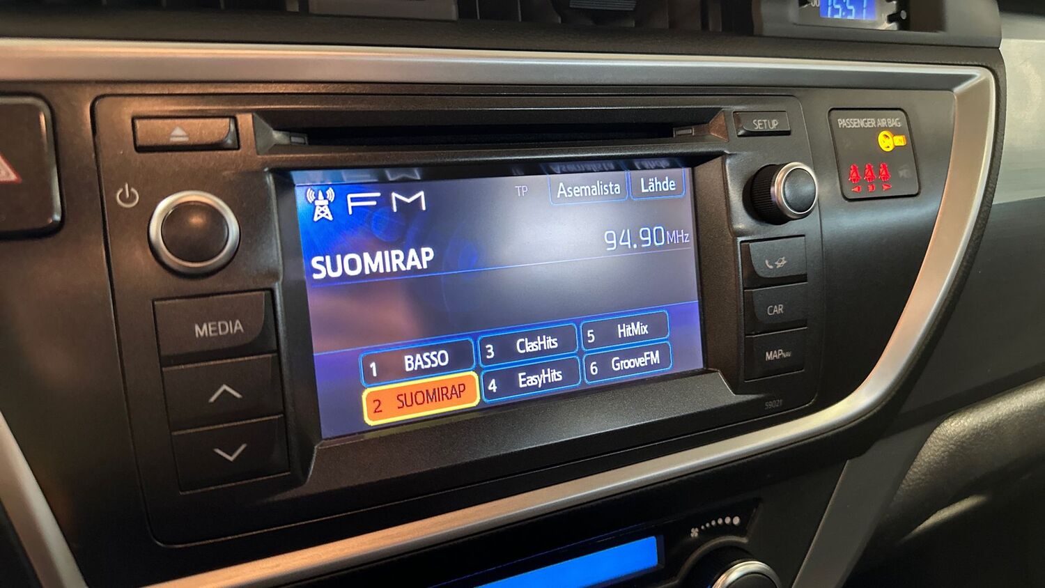 Toyota Auris vaihtoauto