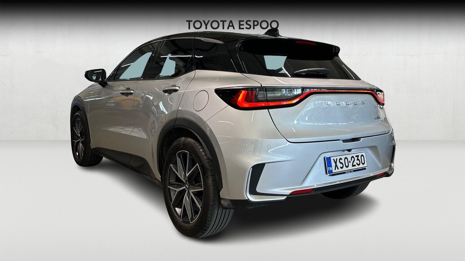 Lexus LBX vaihtoauto
