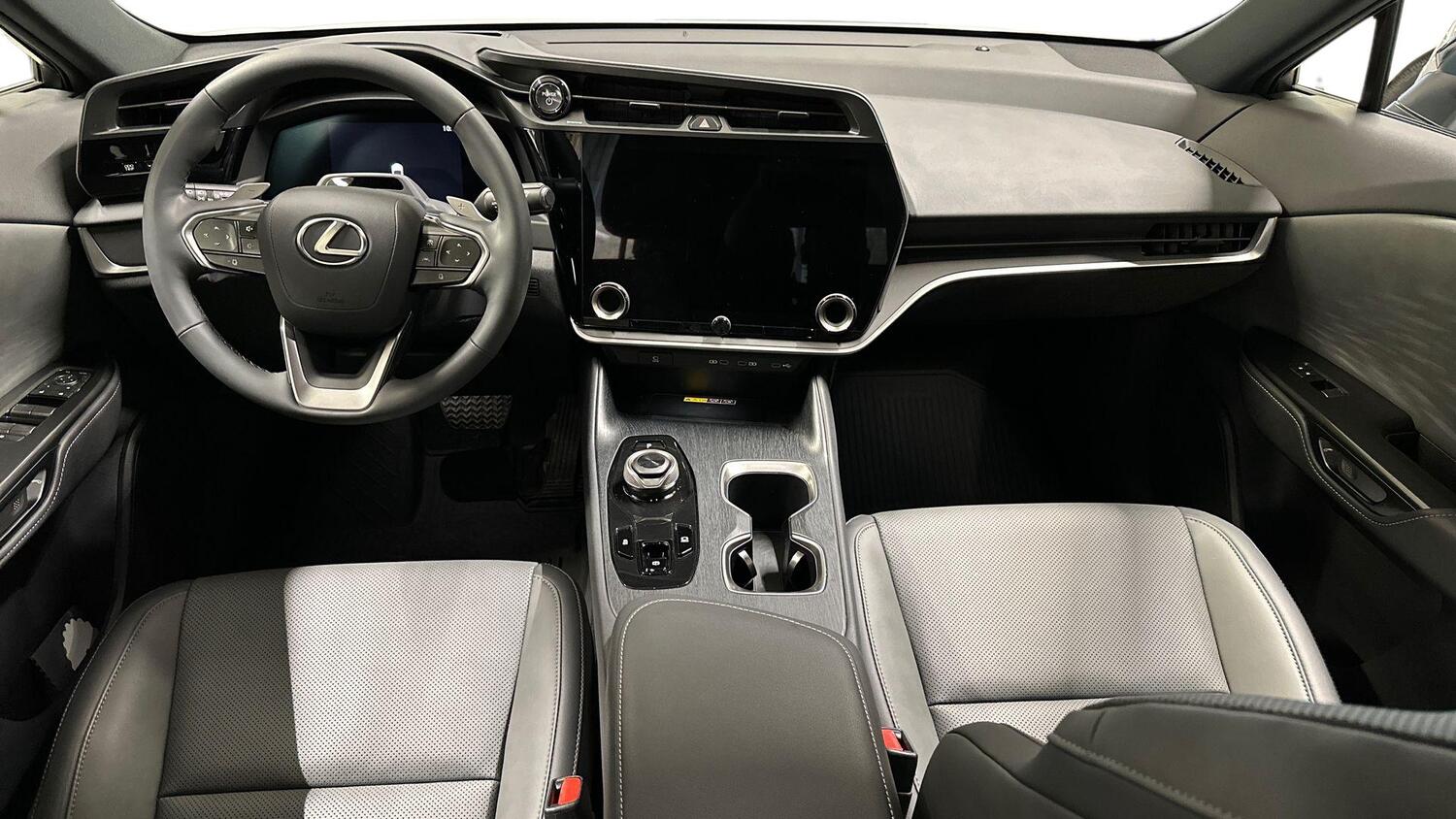 Lexus RZ vaihtoauto