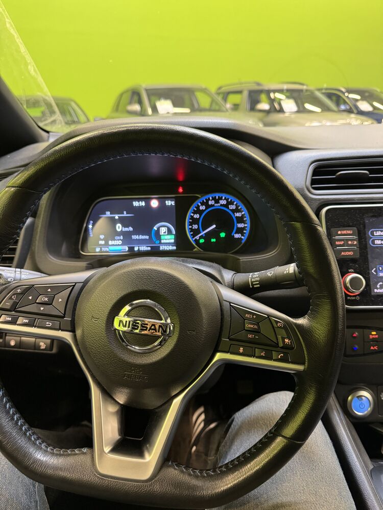 Nissan Leaf vaihtoauto