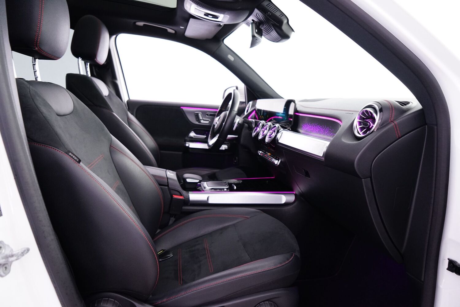 Mercedes-Benz EQB vaihtoauto