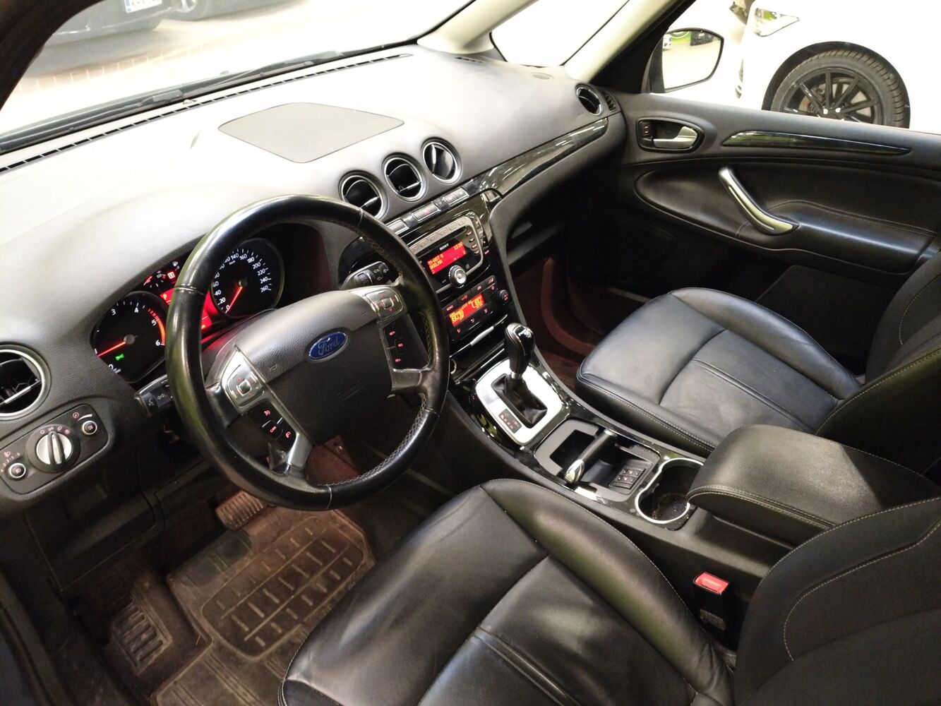 Ford Galaxy vaihtoauto