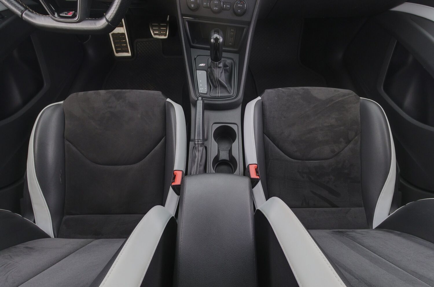 SEAT Leon ST vaihtoauto