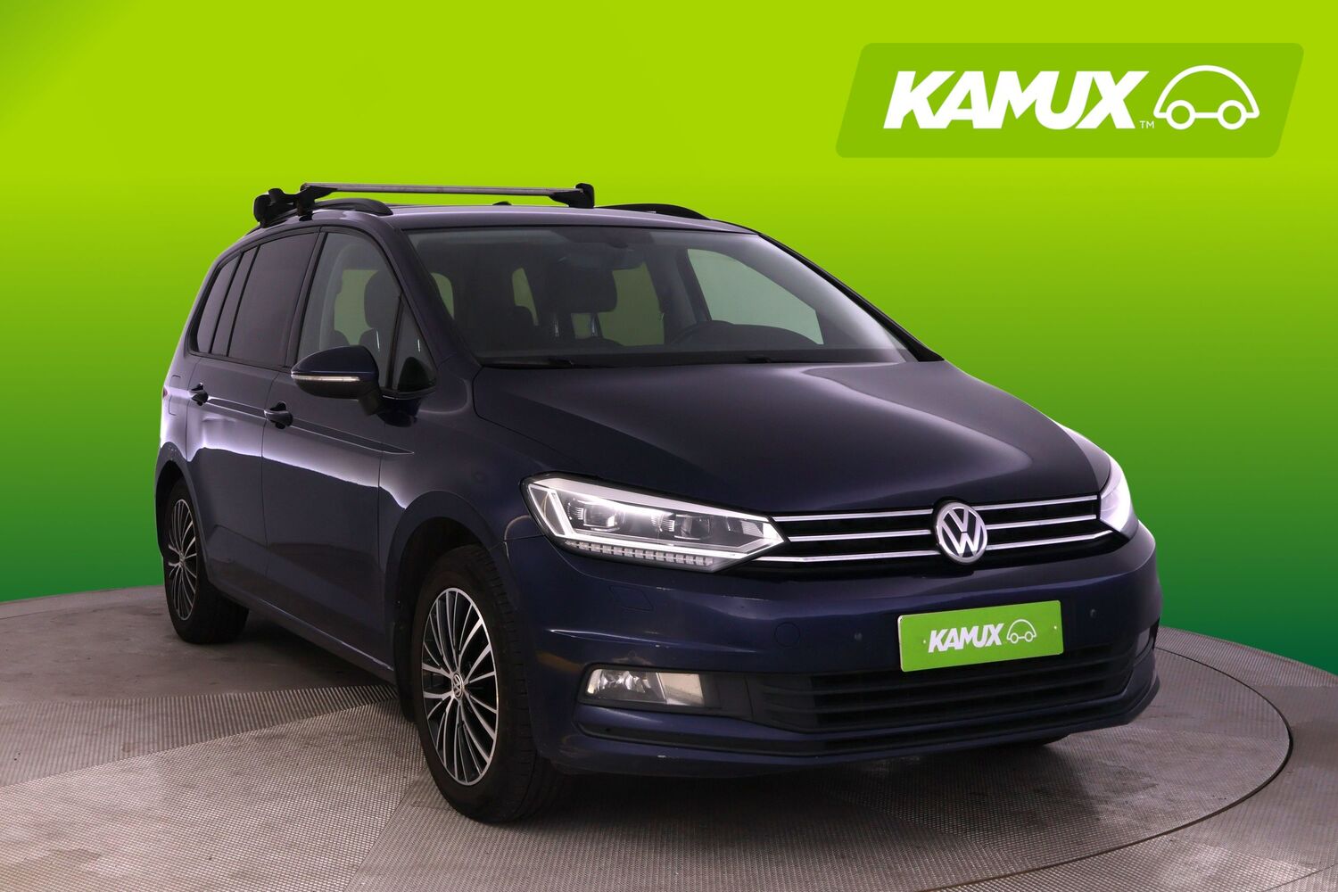 Volkswagen Touran vaihtoauto
