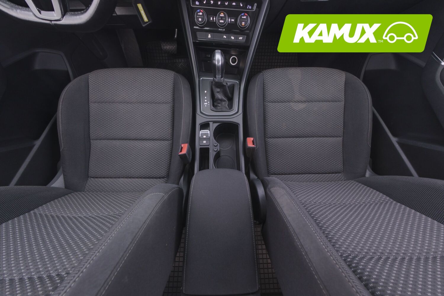 Volkswagen Touran vaihtoauto